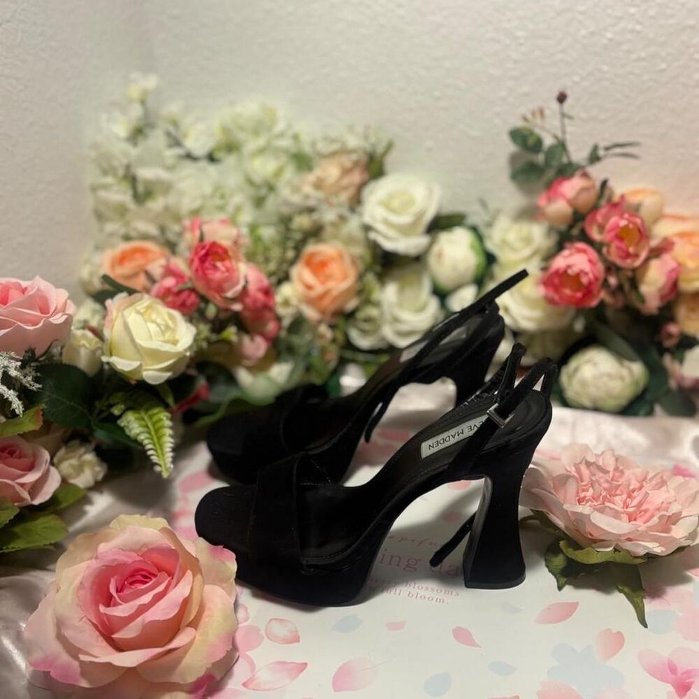 Steve-madden Black Stickers